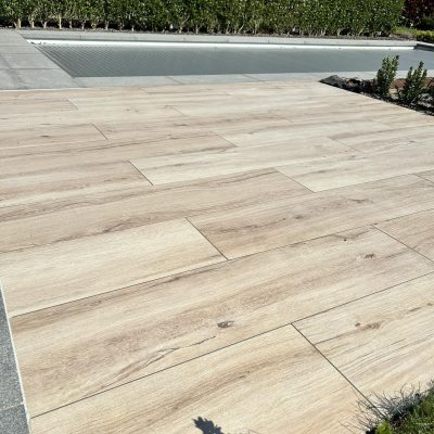 Houten vloerwerken voor terrassen in Lokeren